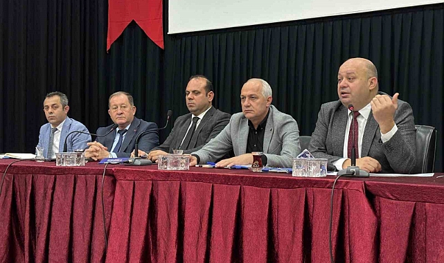 Büyükşehir, Bandırma ve Gönen’de muhtarları dinledi