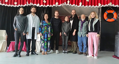 Diyadin’de “Sahte Cennet- Muamma” oyunu sergilendi