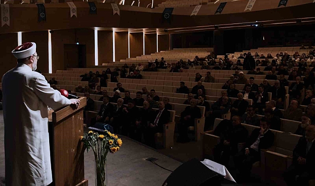 Diyanet İşleri Başkanı Erbaş: “Vakıfların yaşaması için gayret eden herkes Peygamber Efendimizin varisidir”