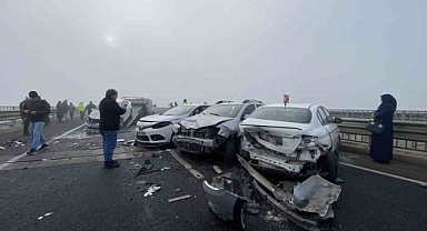 Diyarbakır’da 13 aracın karıştığı kazada 9 kişi yaralandı
