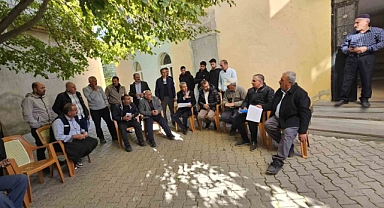 Dönertaş köyünde çiftçilere tarımsal üretim eğitimi verildi