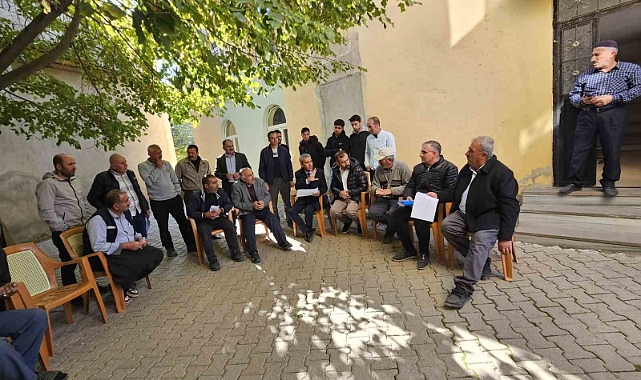 Dönertaş köyünde çiftçilere tarımsal üretim eğitimi verildi