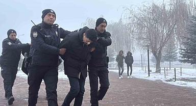 Dünürler mahkemelik oldu, adliyede yumruklar havada uçuştu