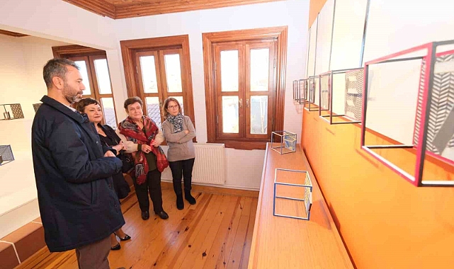 ‘Düzlemin İfadesi seramik sergisi Odunpazarı’nda açıldı