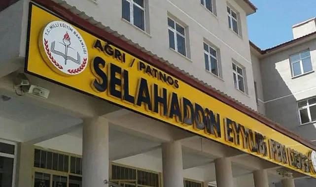 Eğitim Sen: Cinsiyetçi tutum sergileyen Müdür Dadaş derhal görevden alınmalıdır