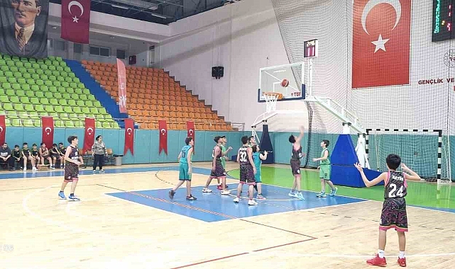 Elazığ’da basketbol U14 yerel lig mücadelesi sona erdi