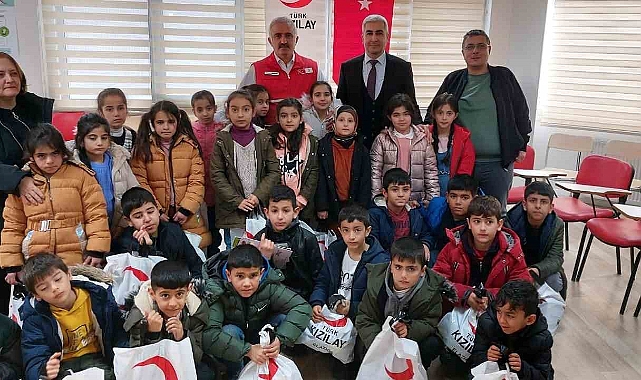 Elazığ’da ilkokul öğrencilerinden anlamlı ziyaret