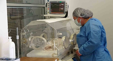 Elazığ’dan sevk edilen bebek Van’da şifa buldu