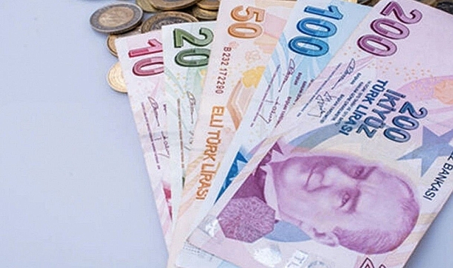 Emekli maaşına zam bekleyenlere kötü haber! Ocak'ta 12 bin 500 TL olarak yatacak