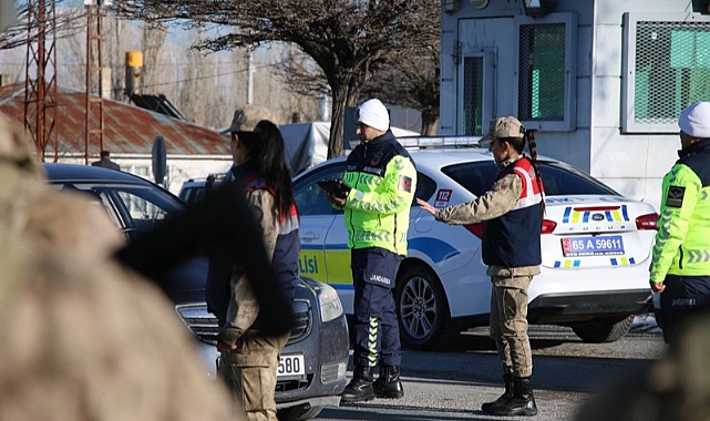 Erciş'te Jandarma ve Emniyetten Ortak Güvenlik Uygulaması