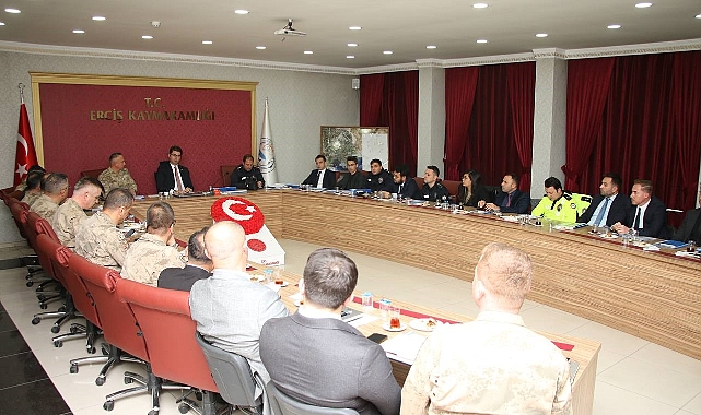 Erciş’te yılsonu değerlendirme ve asayiş toplantısı” yapıldı