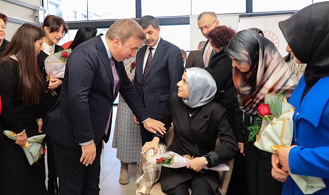 Erzincan'da "Kadına Yönelik Şiddetle Mücadele Günü" münasebetiyle program düzenlendi