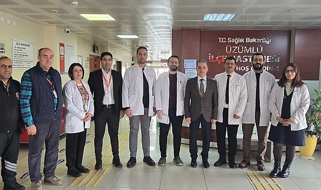 Erzincan İl Sağlık Müdürü Dr. Cihan Tekin, Üzümlü İlçe Devlet Hastanesinde incelemede bulundu