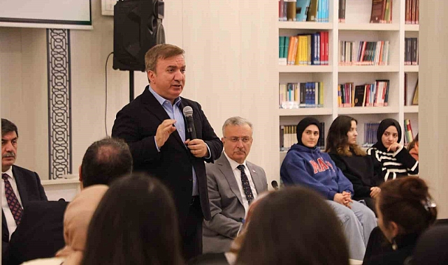 Erzincan Valisi Hamza Aydoğdu, gençlik buluşmalarının konuğu oldu