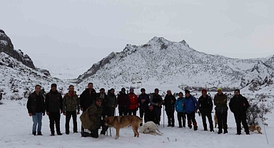 Erzurum’da doğaseverler yaban hayatını unutmadılar