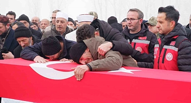 Erzurum şehidini dualarla uğurladı