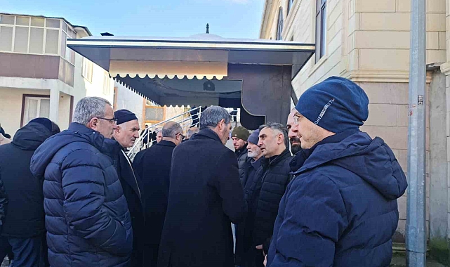 Erzurum Şehir Hastanesinde genç doktor gözyaşları ve dualarla son yolculuğuna uğurlandı