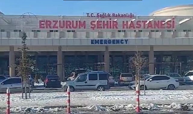 Erzurum'da aracı içinde hareketsiz bulunan adam vefat etti