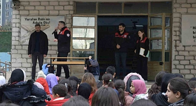 Esenyurt öğrenciler afet bilinci eğitimleri ile bilinçleniyor