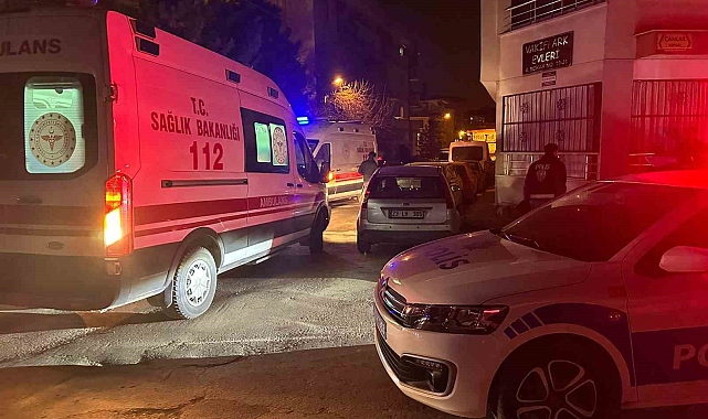 Esnaf Müşteri Kavgasında 3 Yaralı