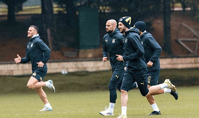Fenerbahçe, Beşiktaş maçı hazırlıklarına başladı