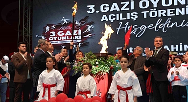 Gaziantep’te ’3. Gazi Oyunları’ görkemli törenle başladı