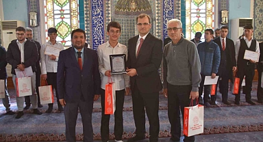 Genç Hatipler Salihli’de yarıştı