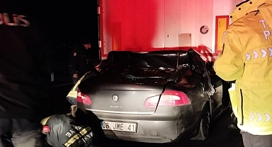 Genç sürücü trafik kazasında hayatını kaybetti