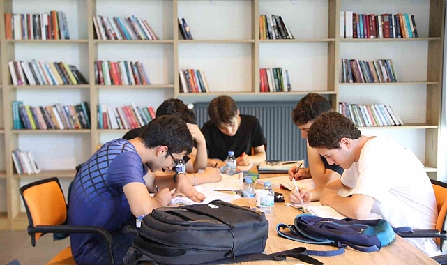 Gençler Melikgazi’nin ‘akıl küplerini’ çok sevdi
