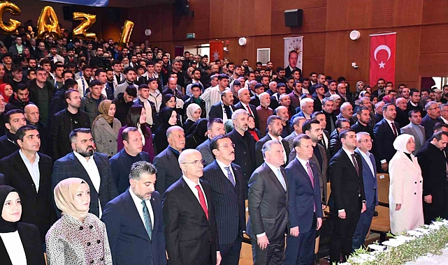Gençlik ve Spor Bakanı Osman Aşkın Bak: "Dünyada gençliğe en büyük yatırım yapan lider Erdoğan'dır"