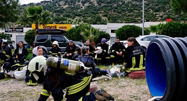 Gönüllü itfaiyeci eğitimleri devam ediyor