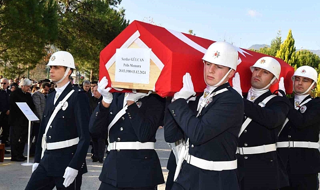 Görev esnasına hayatını kaybeden polis memuru için tören düzenlendi