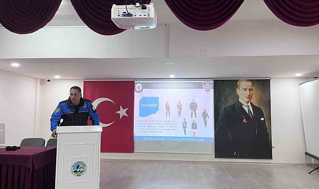 Iğdır Emniyet Müdürlüğü'nden öğrencilere bilgilendirme eğitimi