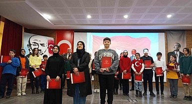 İstiklal Marşını en güzel şekilde okudular