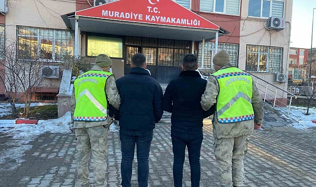 Jandarma Van'da 5 düzensiz göçmen ile 2 organizatör yakalandı