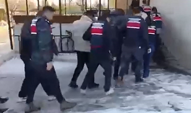 Jandarma Van'da siber operasyon gerçekleştirdi: 11 gözaltı