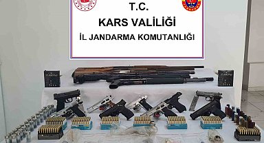 Jandarma'dan silah ve uyuşturucu operasyonu