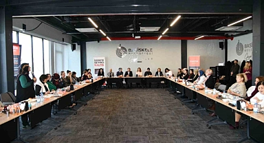 "Kadınlar ailenin kurulmasından yaşatılmasına kadar en önemli rolü üstlenmektedir"
