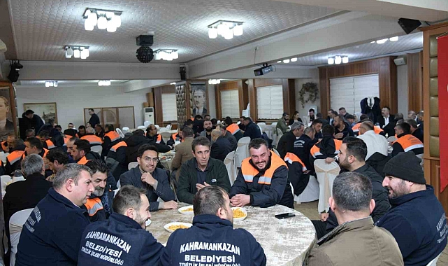 Kahramankazan Belediye Başkanı Çırpanoğlu, temizlik personeli ile bir araya geldi