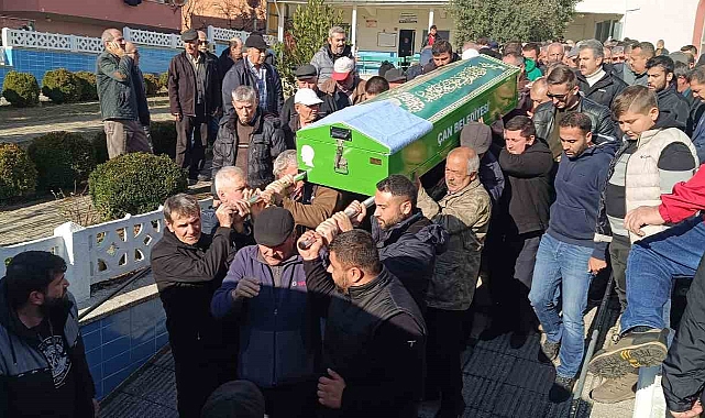 Kalp krizi geçiren muhtar son yolculuğuna uğurlandı