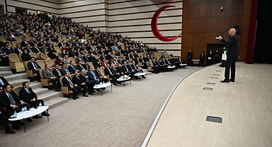 Kamu görevlilerine protokol dersi