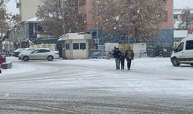Kar Yağışı Malazgirti beyaza bürüdü
