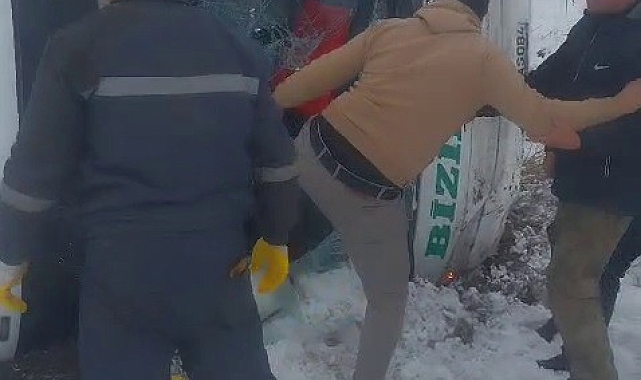 Kars'ın Selim ilçesinde yolcu otobüsü devrildi: Çok sayıda yaralı var