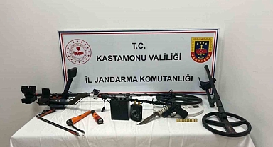 Kastamonu’da kaçak define avcılarına jandarmadan baskın