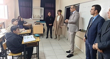 Kaymakam Dalak eğitim faaliyetlerini yerinde inceledi