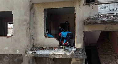 Kayseri’de gerçeğini aratmayan deprem tatbikatı