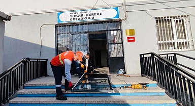 Körfez’deki okullarda engelli rampası yenileniyor