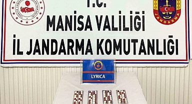 Manisa’da 2 şüpheliden, 54 sentetik hap çıktı
