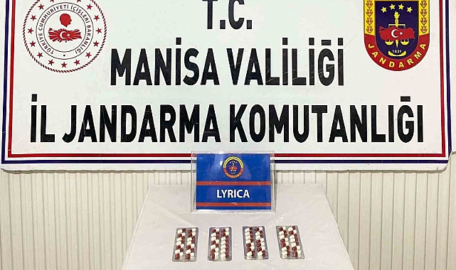 Manisa’da 2 şüpheliden, 54 sentetik hap çıktı