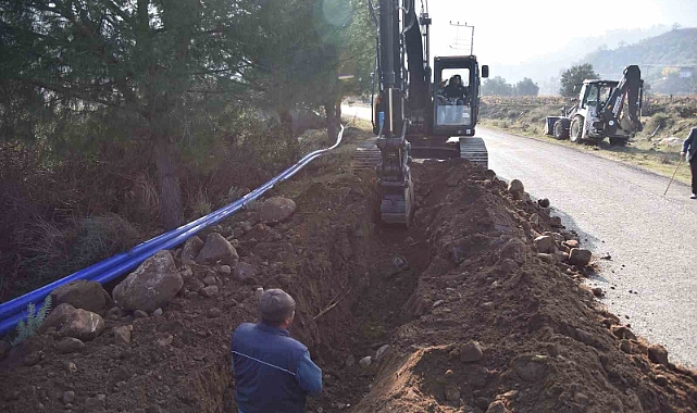 Manisa’da iki mahallenin taşıma su çilesi sona eriyor